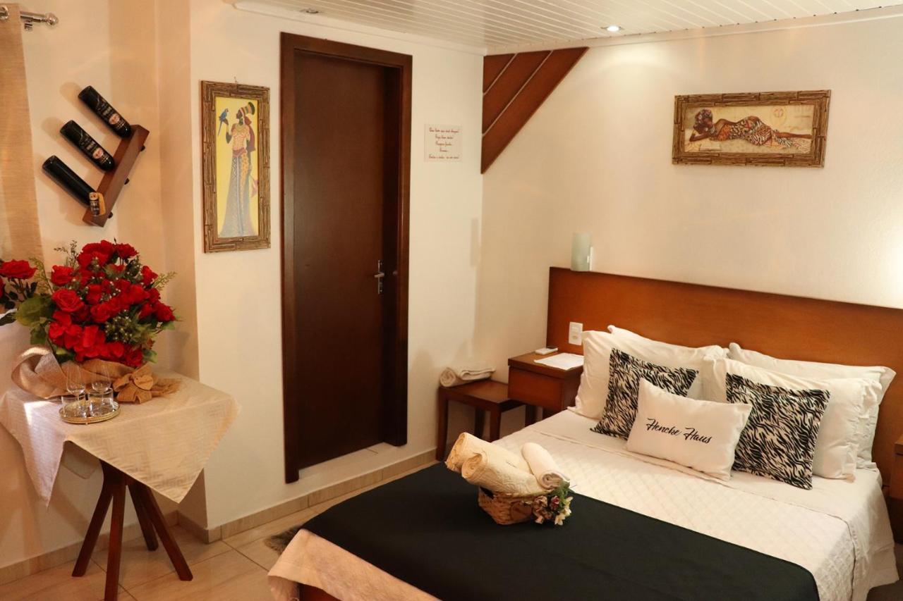 Pousada Hencke Haus (Adults Only) Канела Екстериор снимка